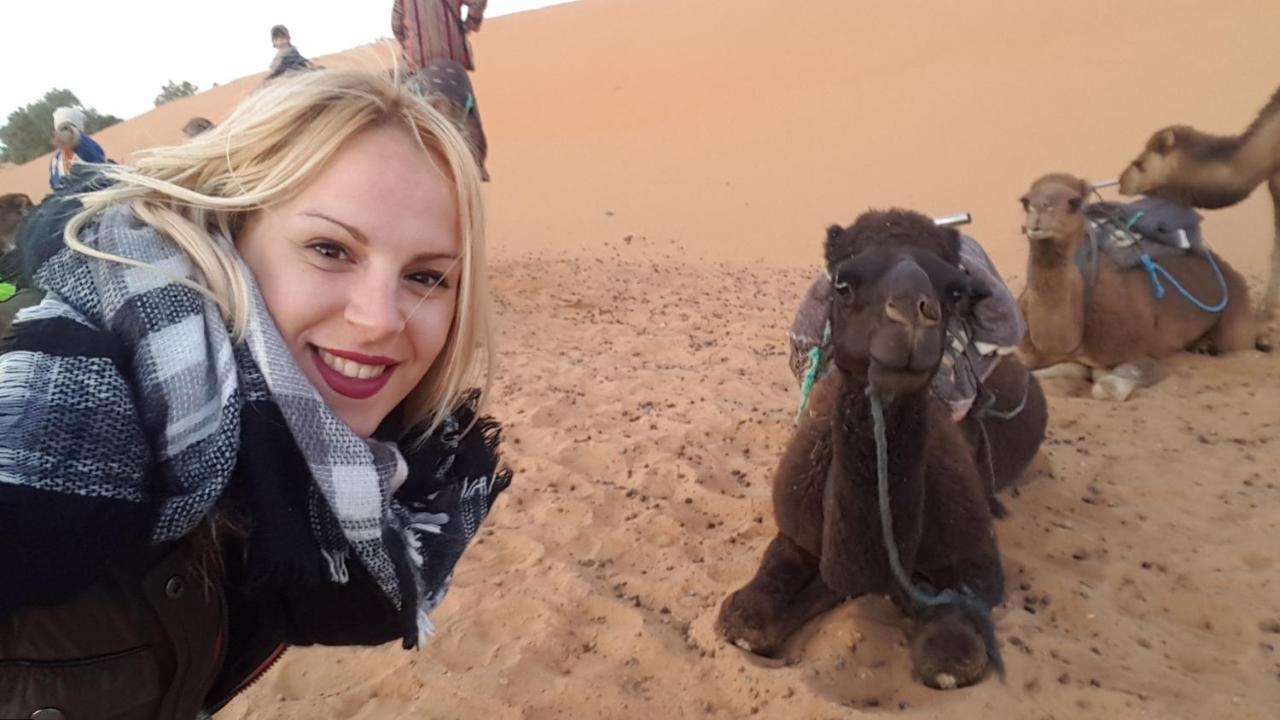Desert Romantic Camp Мерцуга Екстериор снимка