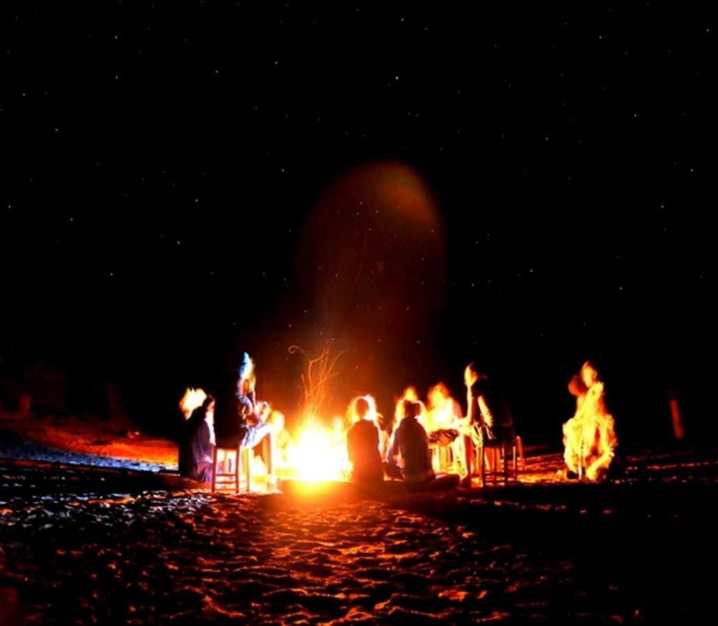 Desert Romantic Camp Мерцуга Екстериор снимка