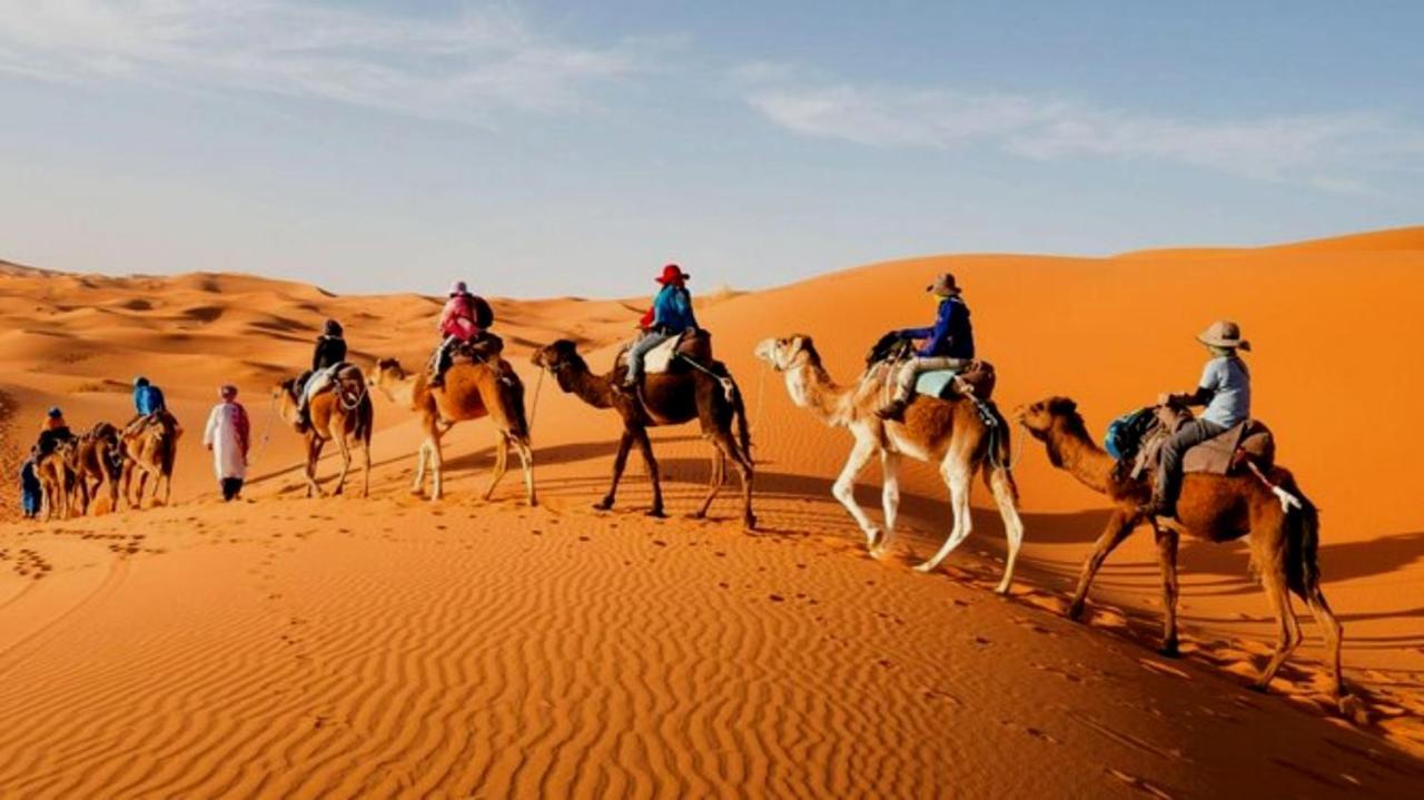Desert Romantic Camp Мерцуга Екстериор снимка