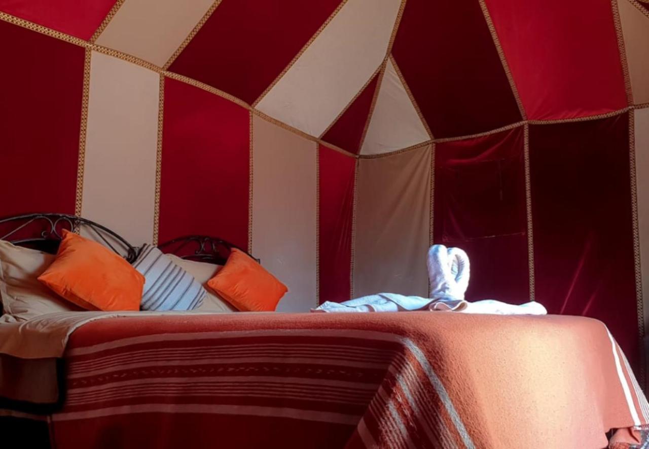 Desert Romantic Camp Мерцуга Екстериор снимка