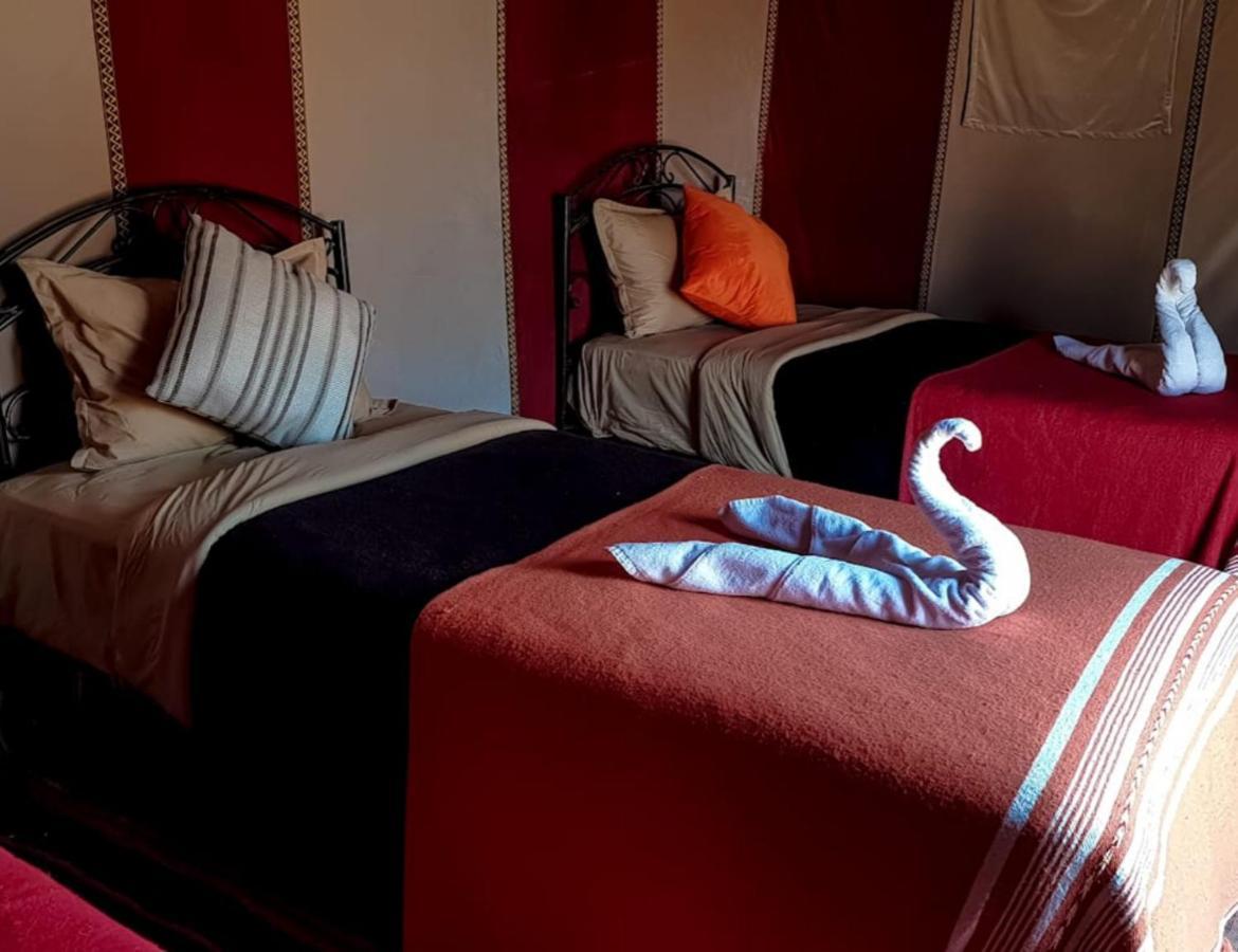 Desert Romantic Camp Мерцуга Екстериор снимка