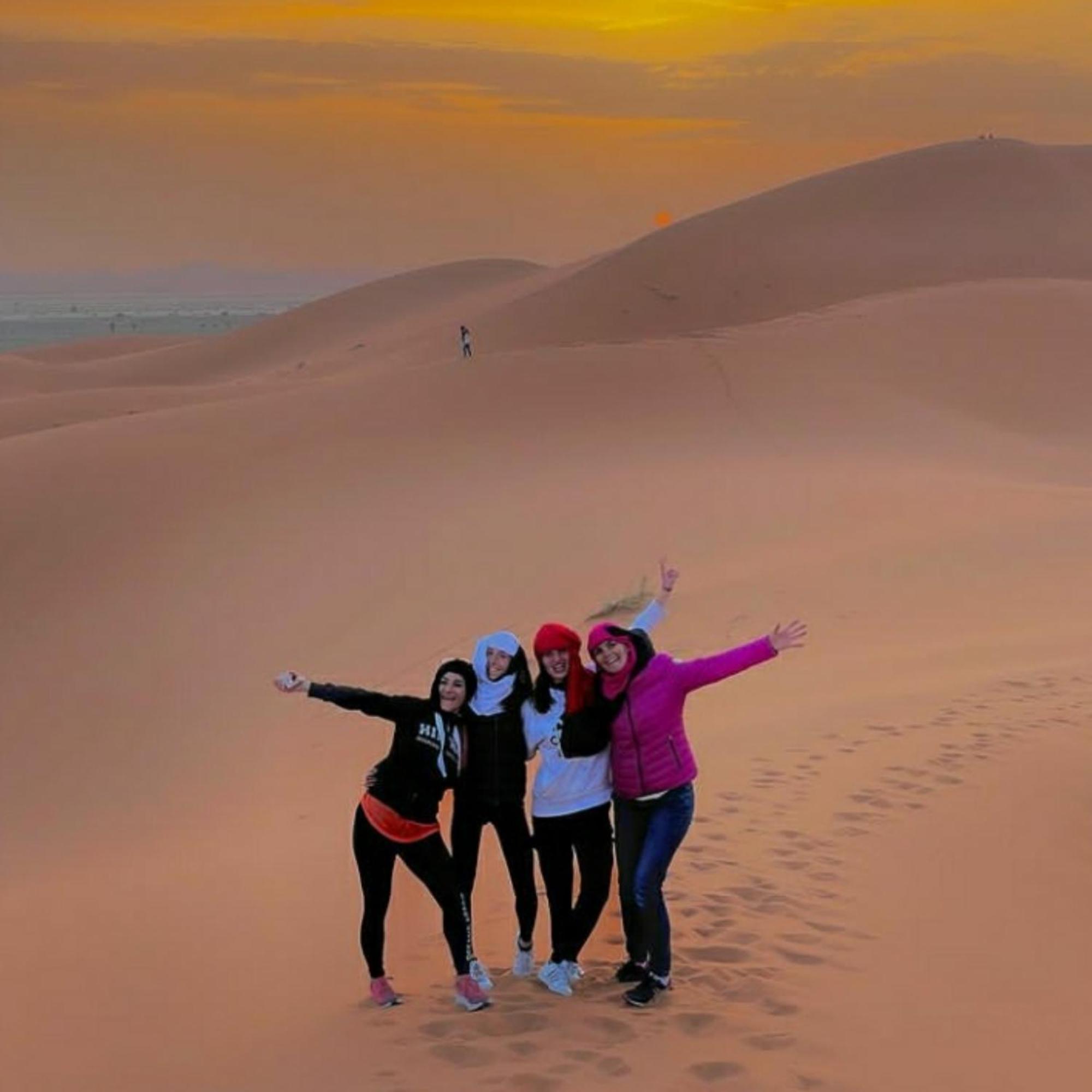 Desert Romantic Camp Мерцуга Екстериор снимка